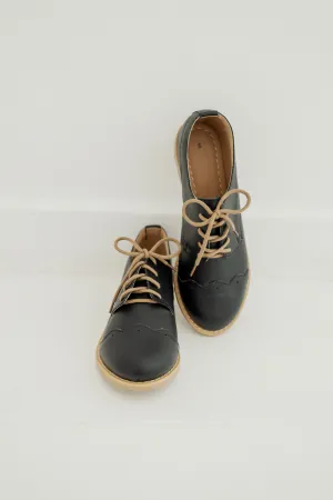 Classic Brogue Shoes: Black
