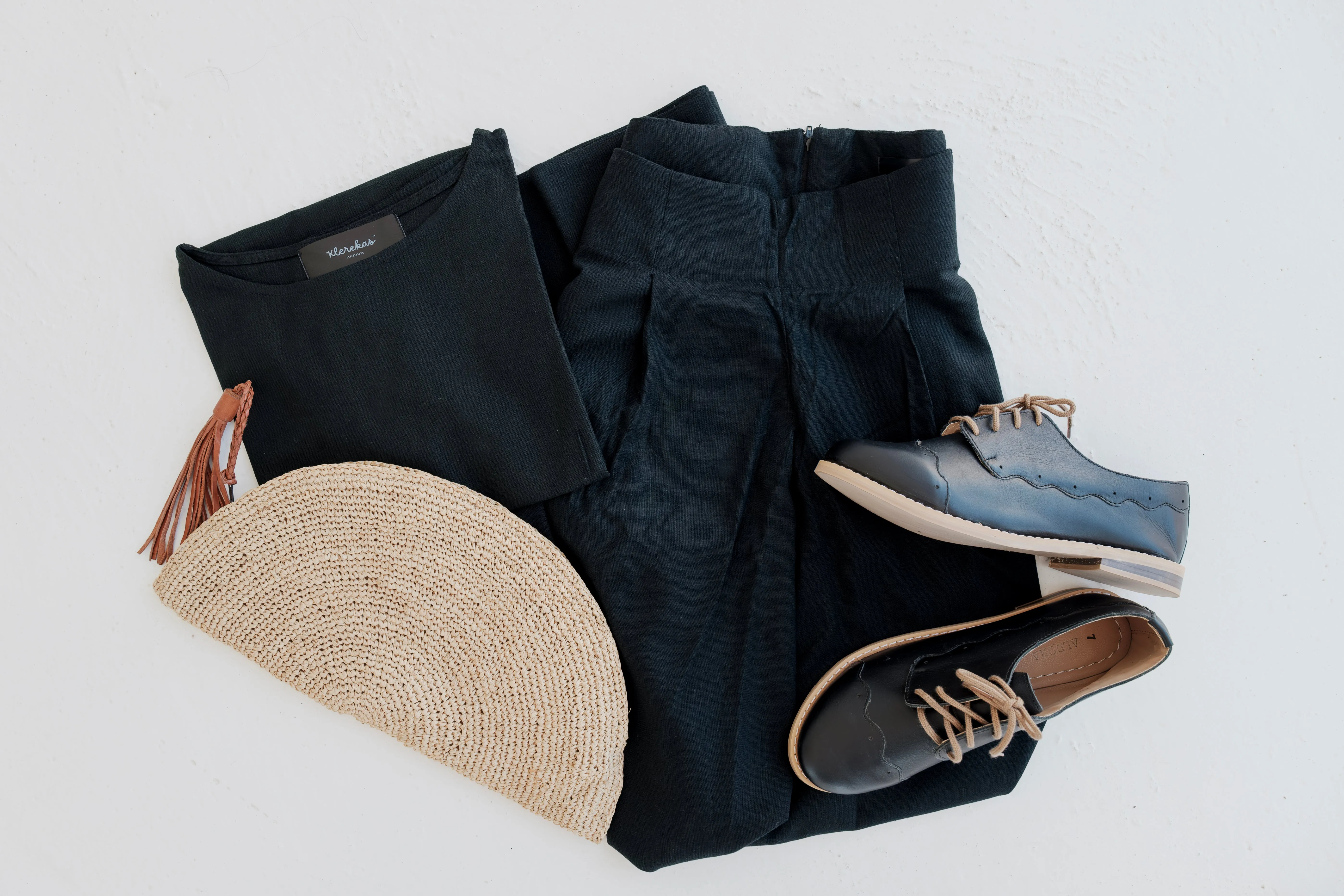 Classic Brogue Shoes: Black